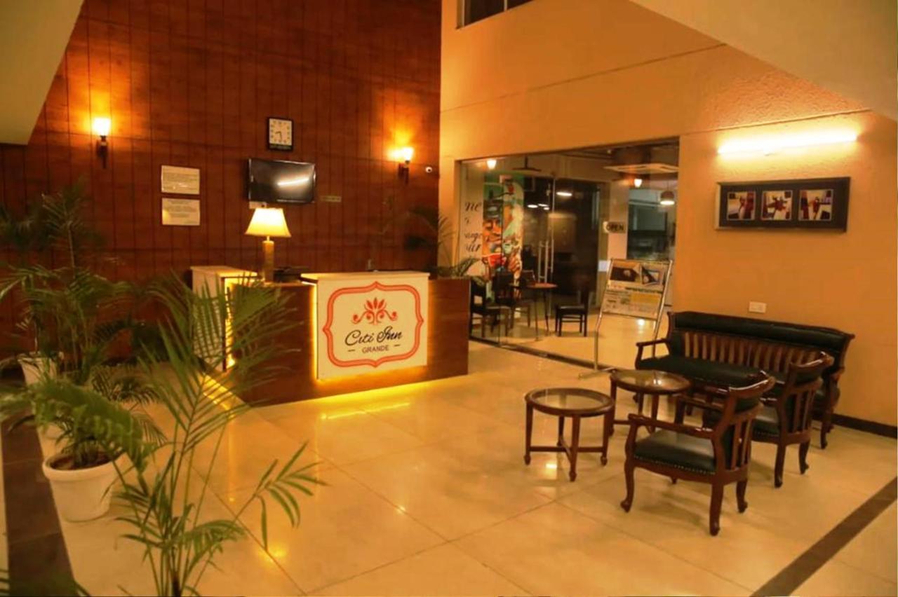 Hotel Citi Inn Grande Zirakpur Exterior photo